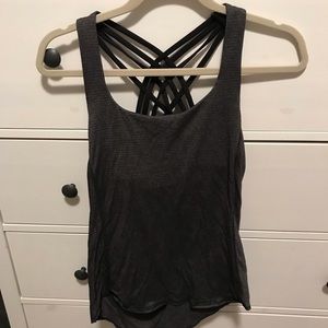 Lululemon tank! 🍋